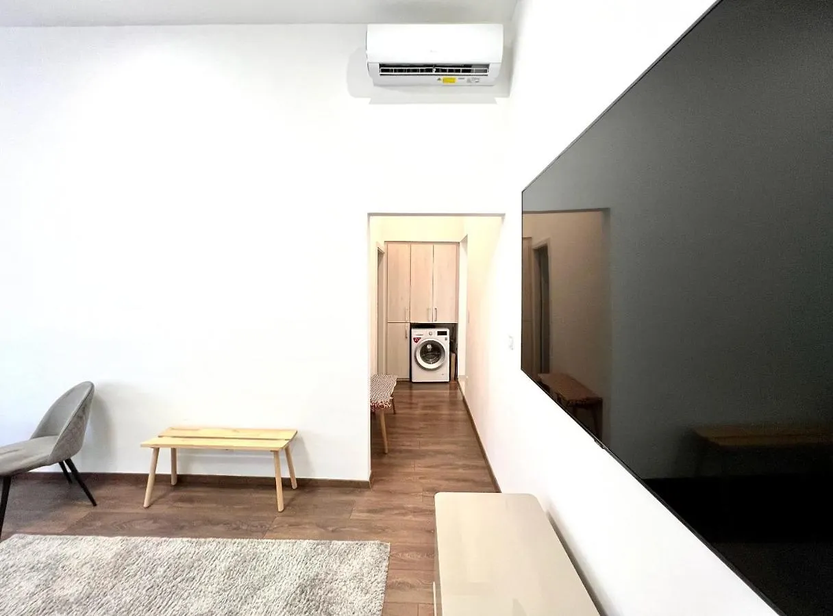 Wonderful Design Apartment In The City Centre Budapest